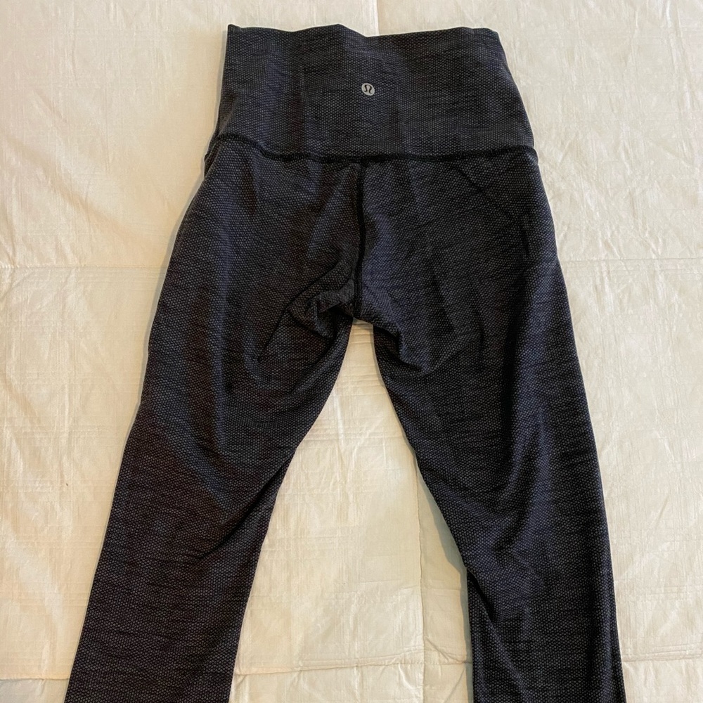 Lululemon crop leggings